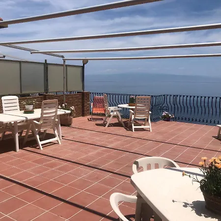 Mare Luna Casa Taormina Exterior photo
